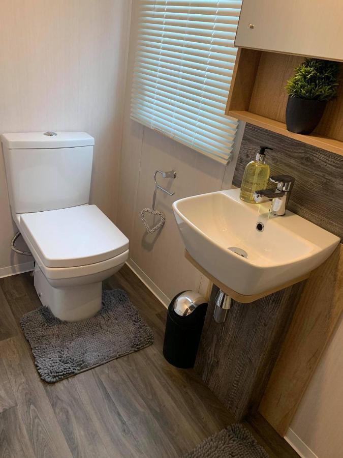 3 Bed Presitage Caravan Doniford Bay Saint Decumans Buitenkant foto