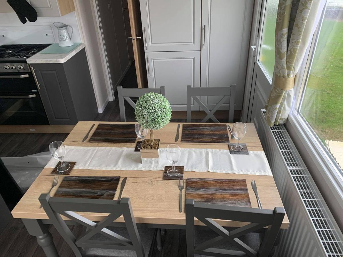 3 Bed Presitage Caravan Doniford Bay Saint Decumans Buitenkant foto